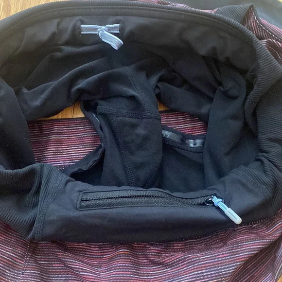 Lululemon Run: For All Skirt sz 4 
Wee Are From Space Black March Multi / Black - Picture 12 of 15